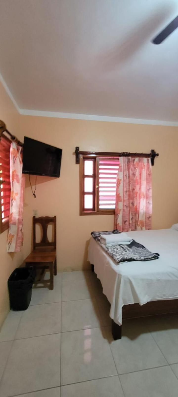 Hotel Calakmul Xpujil Exteriör bild